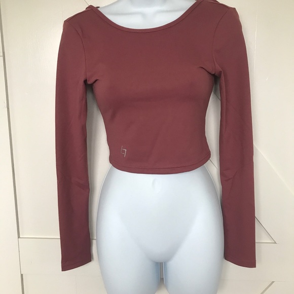 NWOT set Of Three Yoga crop top long sleeve tops - Picture 8 of 8
